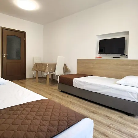 Cabacum Pleasure Beachfront - 50m To And Pool Lejlighedshotel Varna
