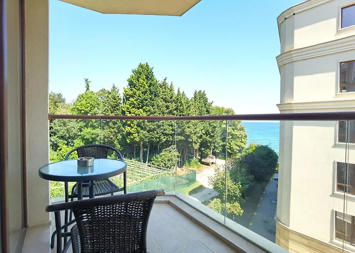 Cabacum Pleasure Beachfront Apart Otel